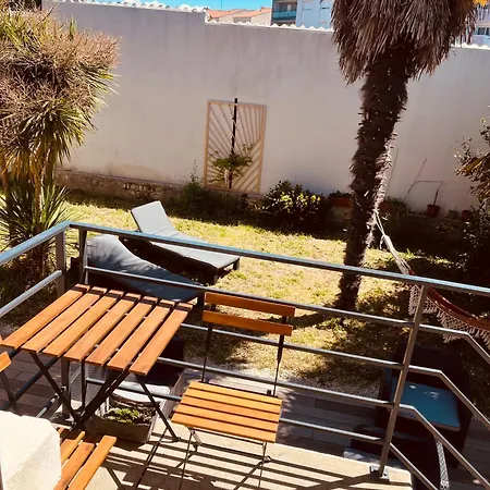 Maison Typique Rochelaise Holiday home